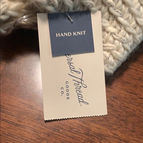 Knitted gloves - Picture 2 of 3